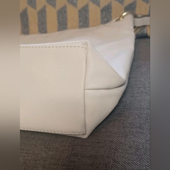 Franco Sarto White Crossbody Purse 🤍💫✨️ 12"×12" - Picture 14 of 14